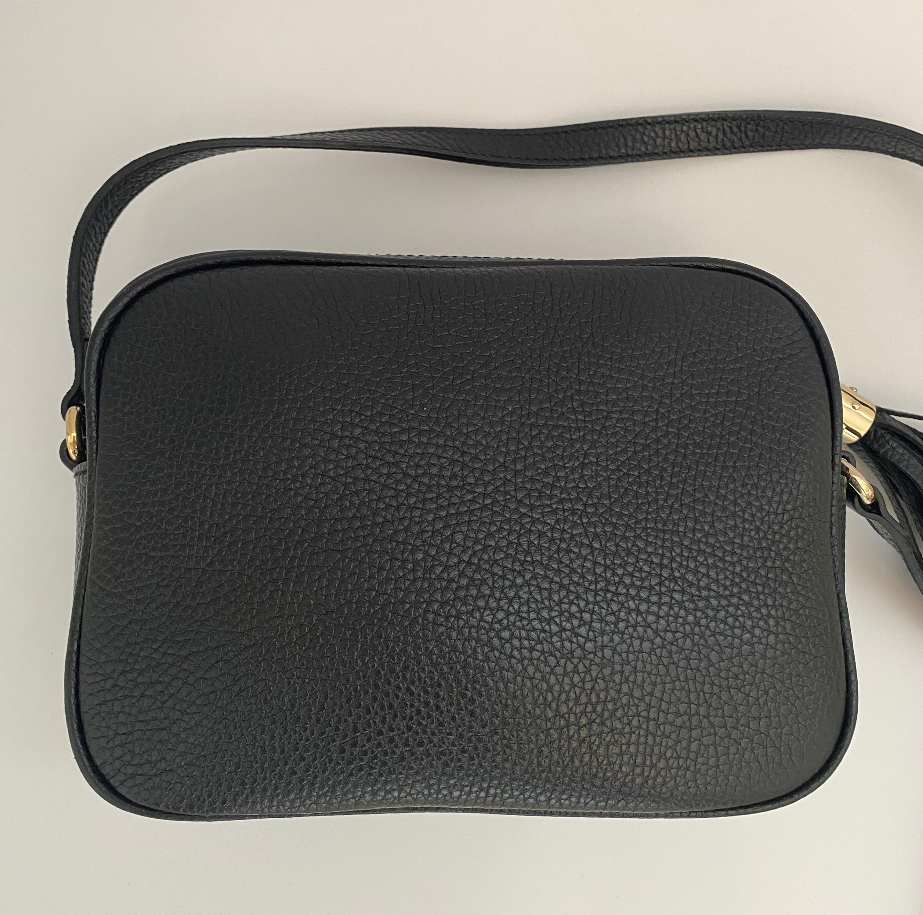 Gucci Soho Disco In Black Pebbled Leather