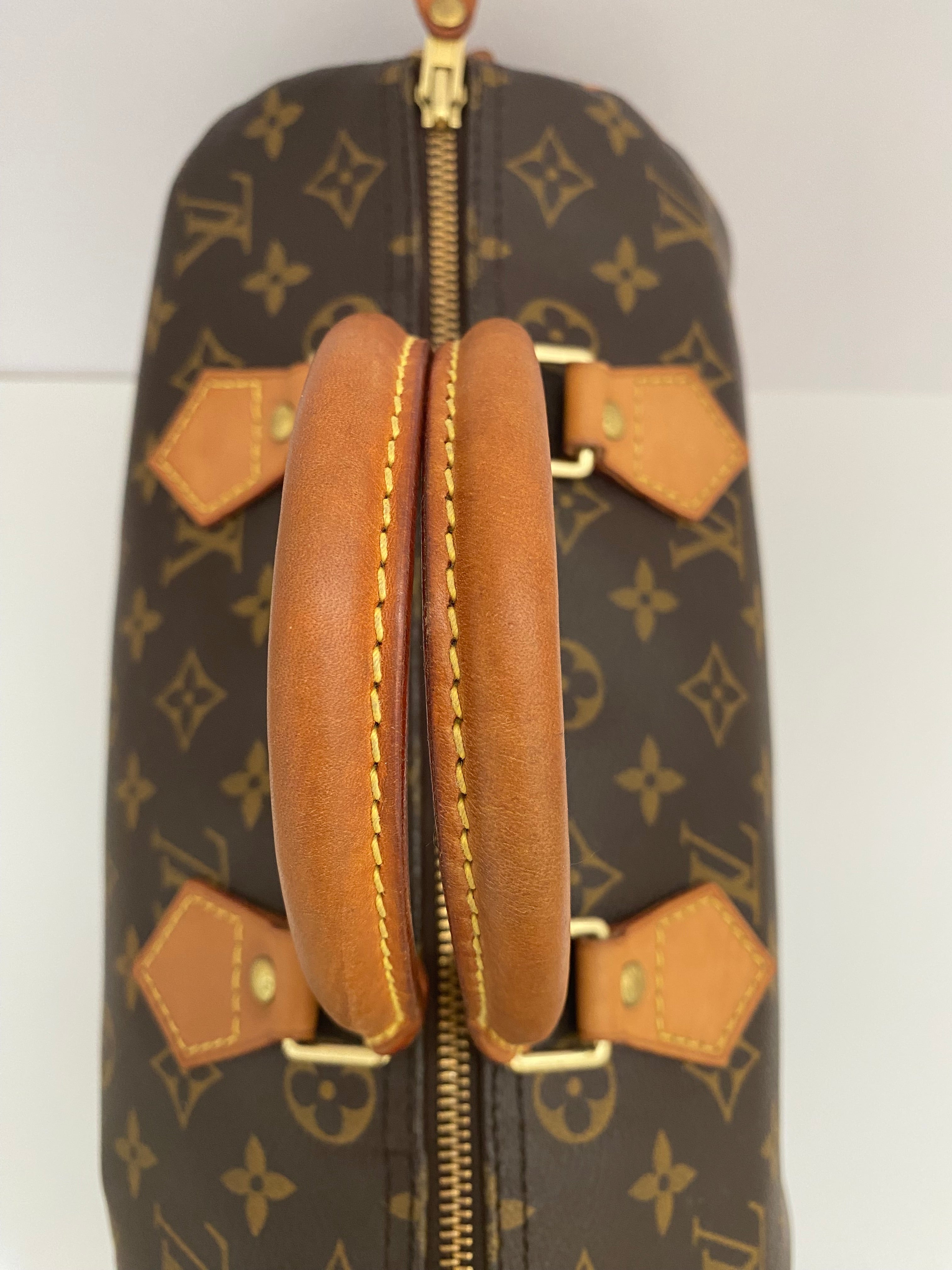 Louis Vuitton Vintage Monogram Speedy 30 (RRP £1240)