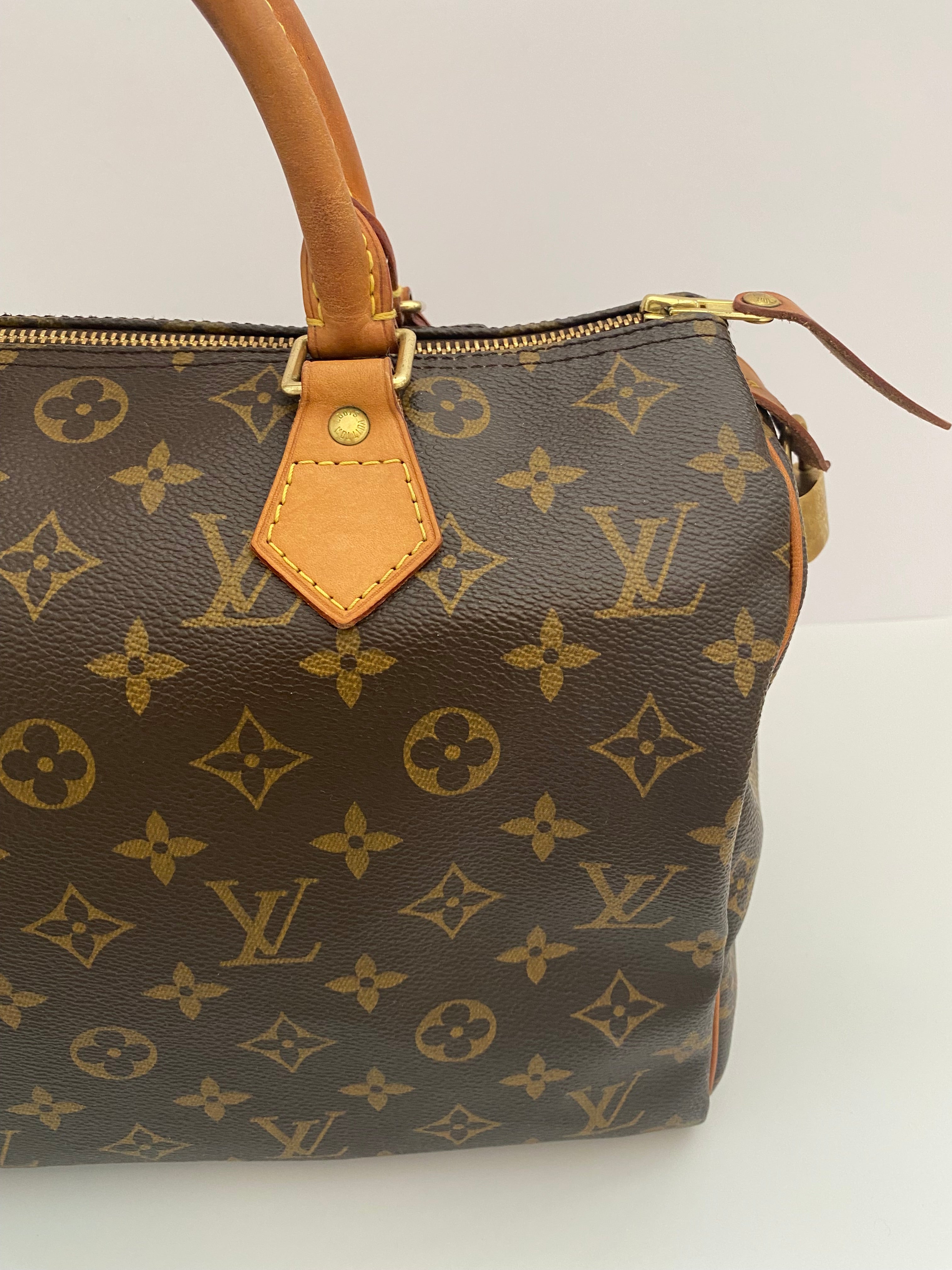 Louis Vuitton Vintage Monogram Speedy 30 (RRP £1240)