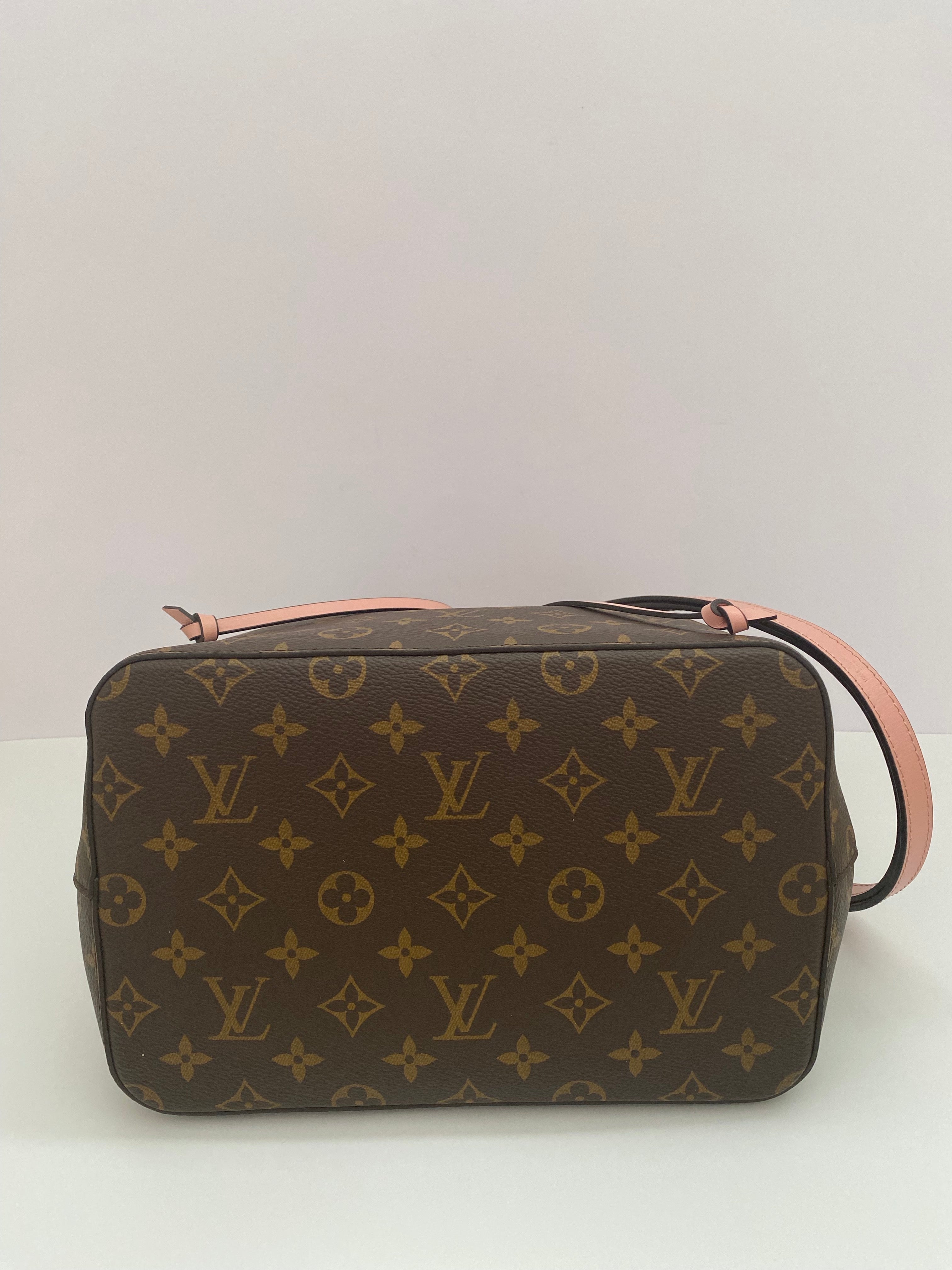 Louis Vuitton NeoNoe In Monogram Canvas (RRP £1610)